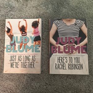 Bunde of Judy Blume books!